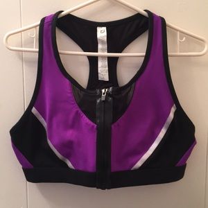 Fabletics High Impact Sports Bra